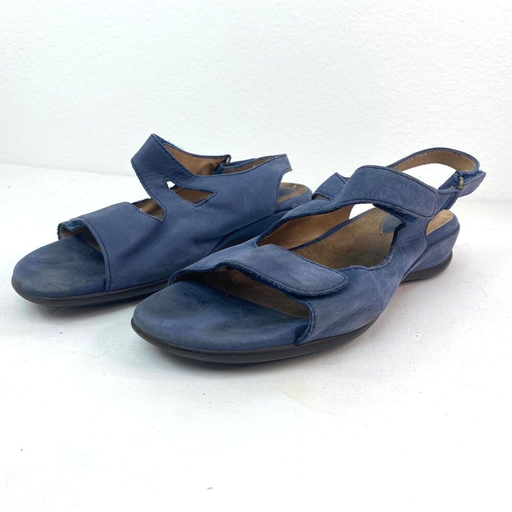 Vintage Clarks Artisans Blue Leather Cushioned Sandals Womans 8.5 Arch Support